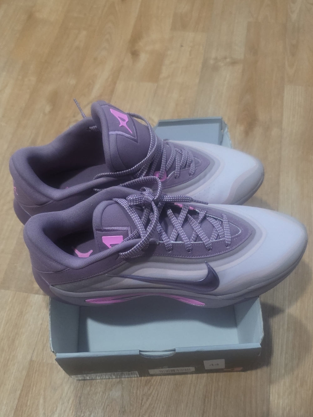 New Nike A'One Lavender and Pink Low-Top Sneakers